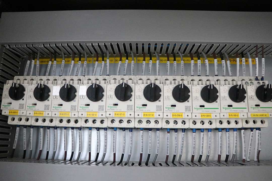 1-200QG45222S2.jpg